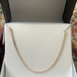 Elegant Silver Chain Necklace